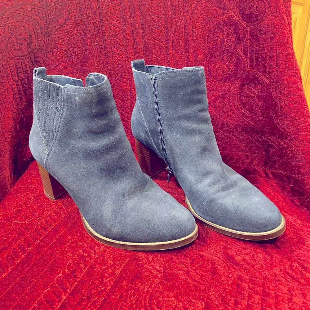 Gap. Size 11 Boots.